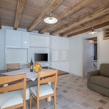 Lana House With Apartments Petrovija ภายนอก รูปภาพ