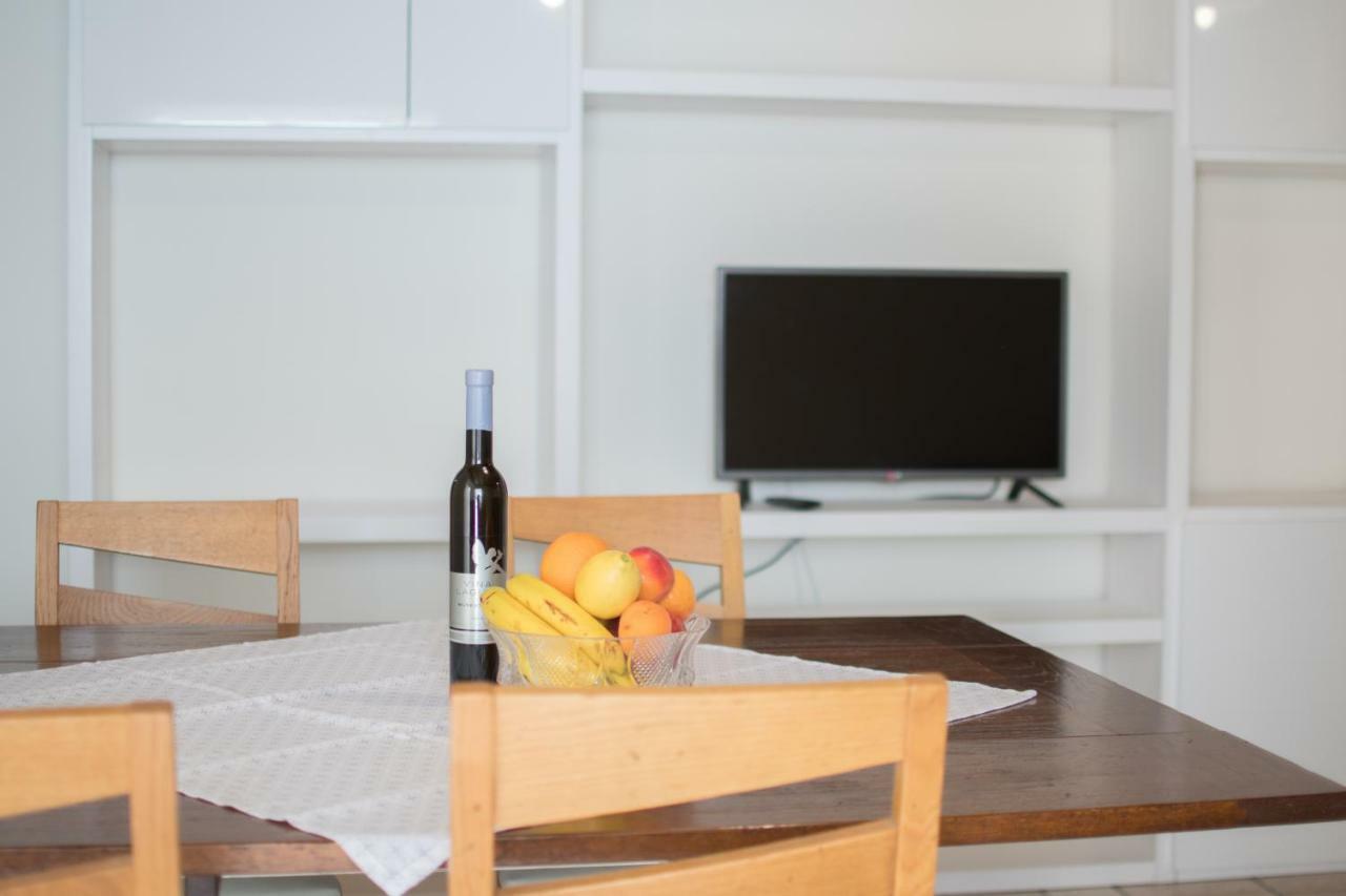 Lana House With Apartments Petrovija ภายนอก รูปภาพ