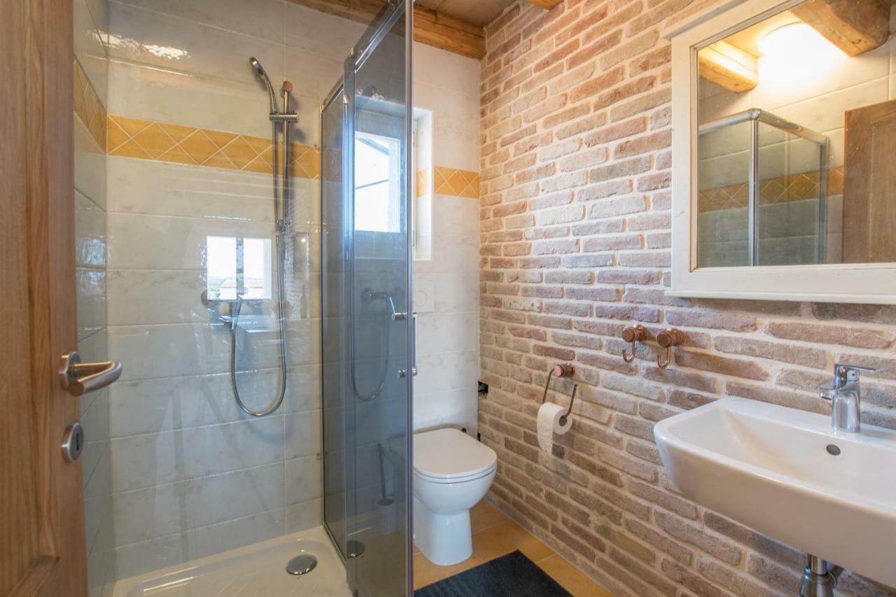 Lana House With Apartments Petrovija ภายนอก รูปภาพ